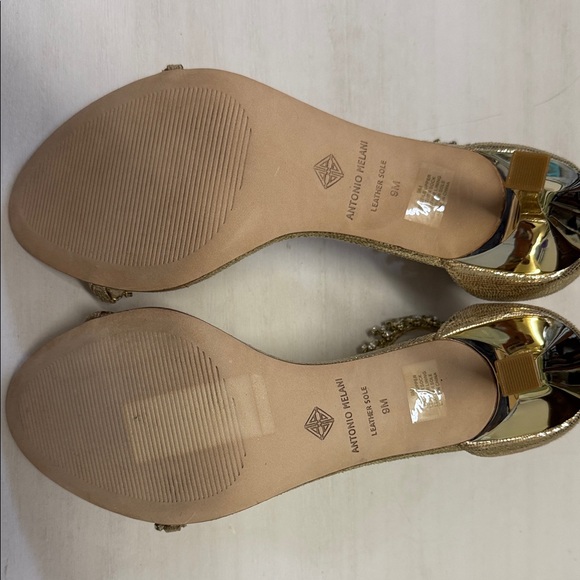 ANTONIO MELANI Metallic Gold Heels with Rhinestones Brand New Leather Soles 9 - Picture 3 of 6